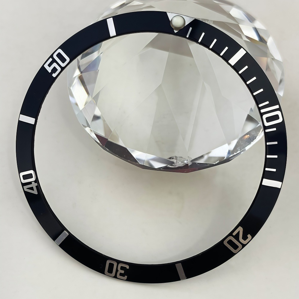 إطار ساعة ريترو 36.5 ملم من ال - مراجعة Reel Case وسعره