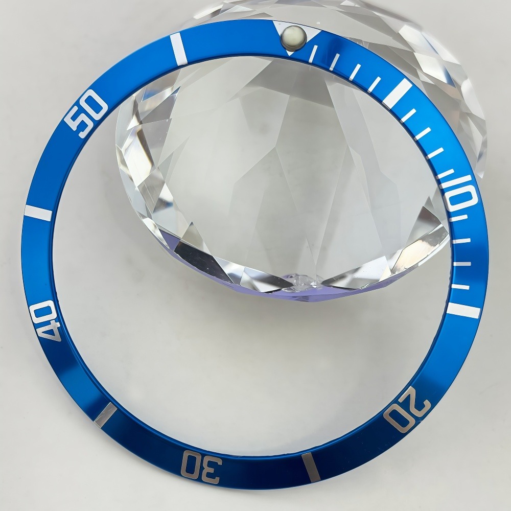إطار ساعة ريترو 36.5 ملم من ال - مراجعة Reel Case وسعره
